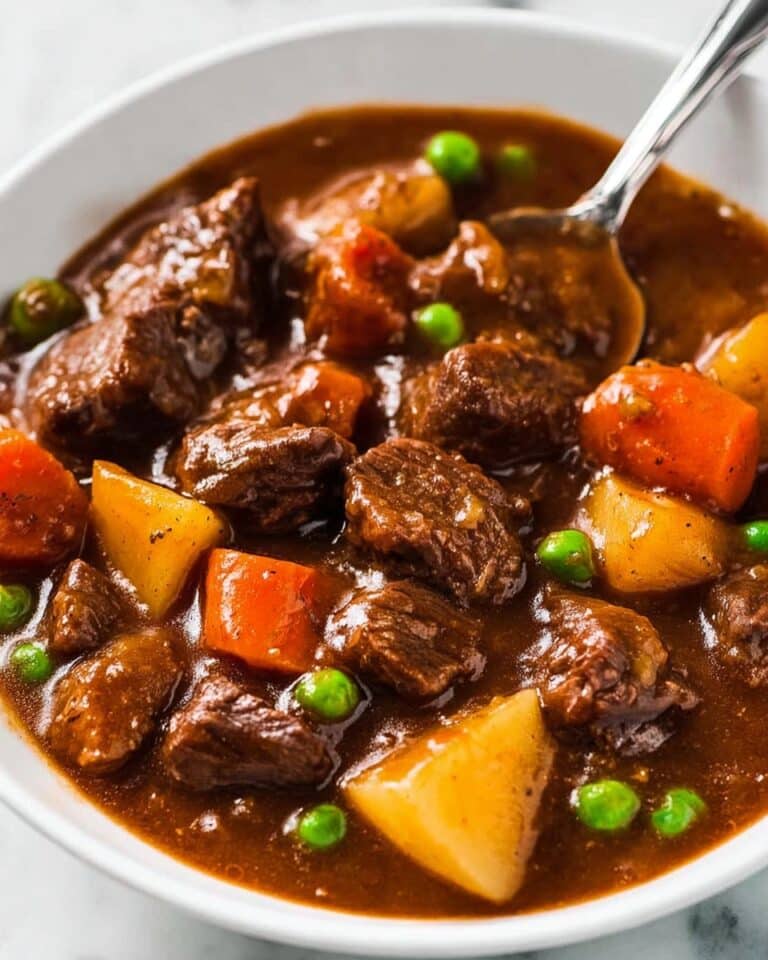 Slow Cooker Beef Stew with Red Wine and Vegetables Recipe